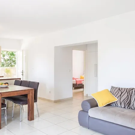 Nyaraló 26 Makarska