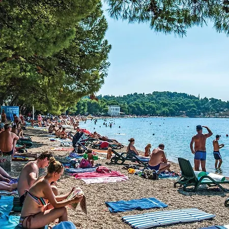 26 Nyaraló Makarska