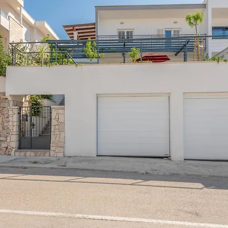 Дом отдыха 26 *