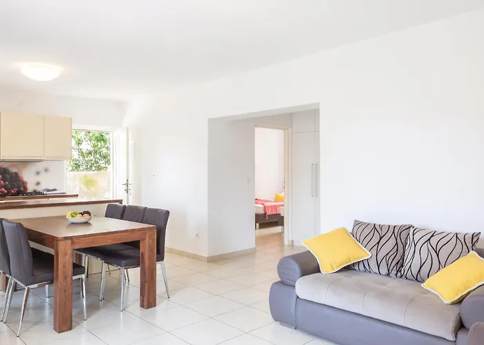 Holiday home 26 Makarska